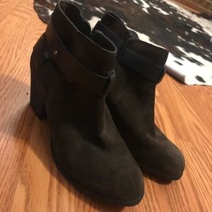 Dolce Vita Brown Suede Booties size 7